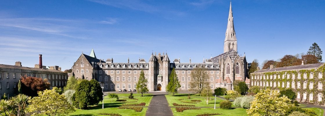 Artist in Residence in Initial Teacher Education – Peter Hussey