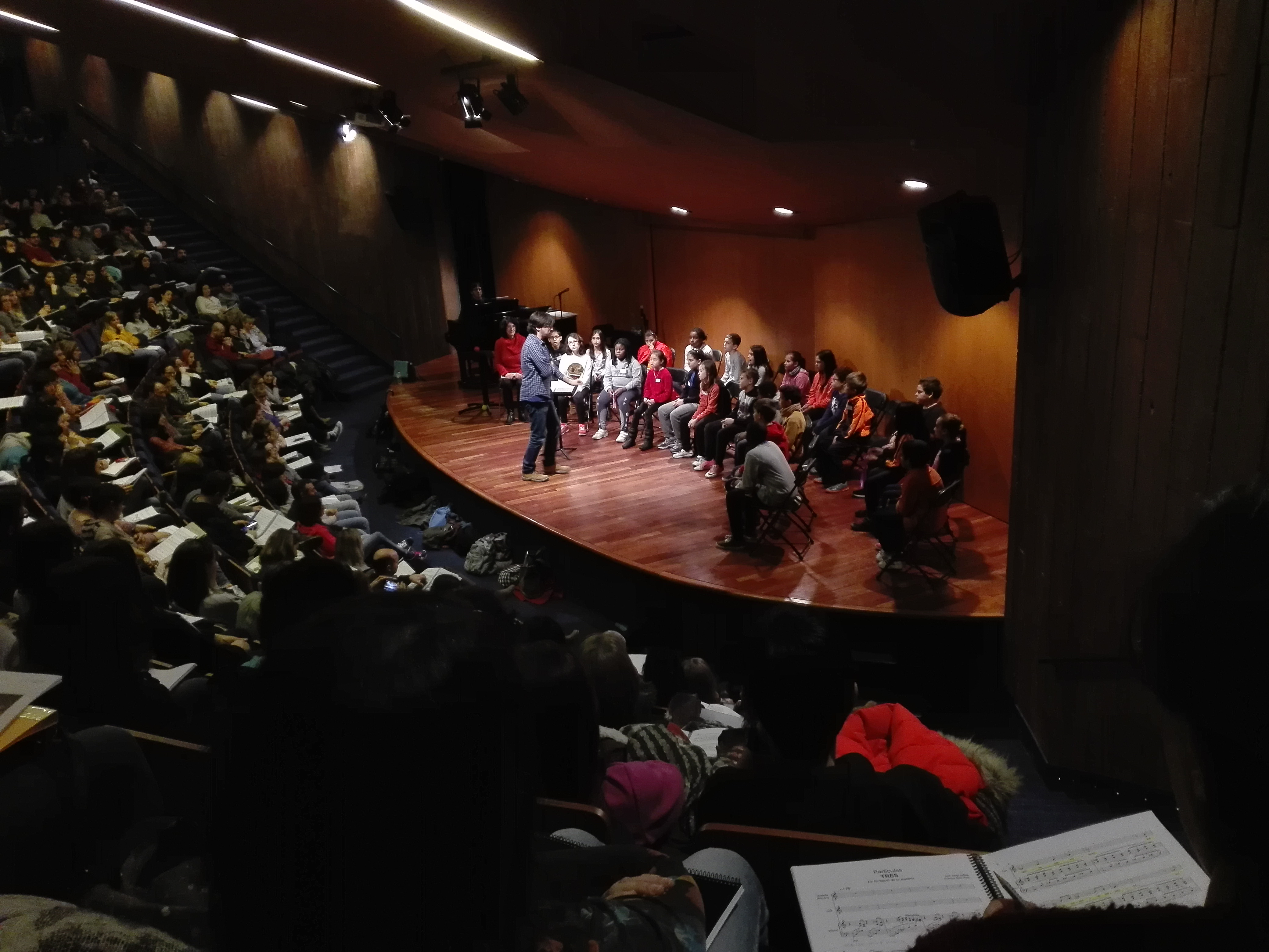 Assaig Cantània